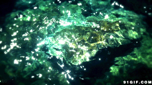 通透碧绿的河水动态图:河水,清晰,水波