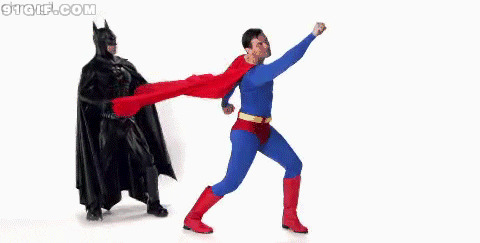 蝙蝠侠和超人搞笑动作gif图片
