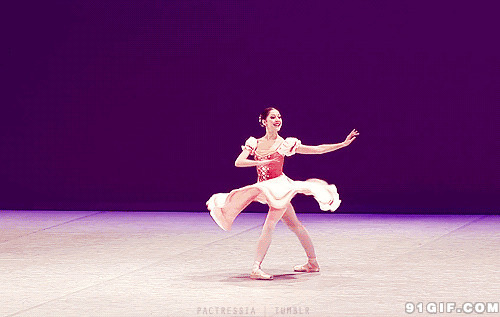 歌舞演员舞台单脚旋转动态图:旋转,芭蕾