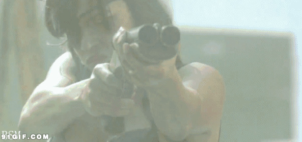 女人潇洒的射击动态图:射击,开枪
