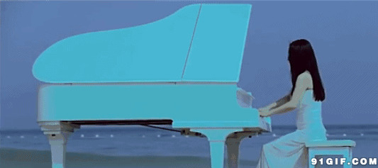 海边演奏浪漫钢琴动态图:演奏,钢琴