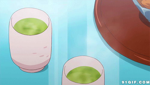 端上一杯翠绿热茶动画动态图:喝茶,热茶,绿茶