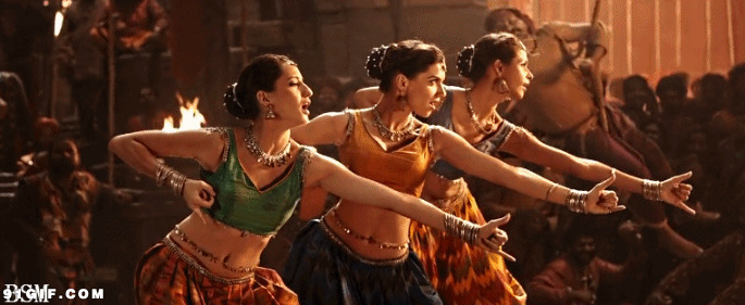 印度肚皮舞舞女图片