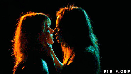两个女人亲嘴图片:同性恋,亲嘴,亲吻