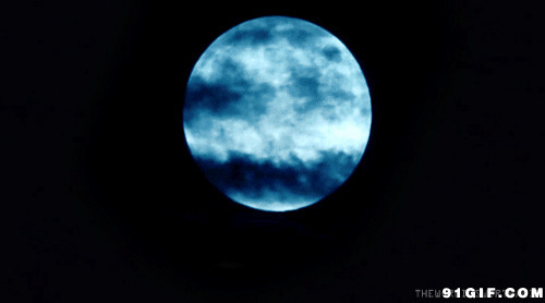 月亮的图片:月亮,乌云