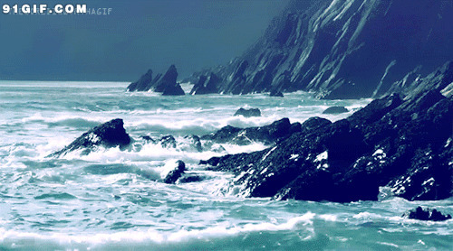浪花撞击岩石gif图片:浪花,岩石,海浪