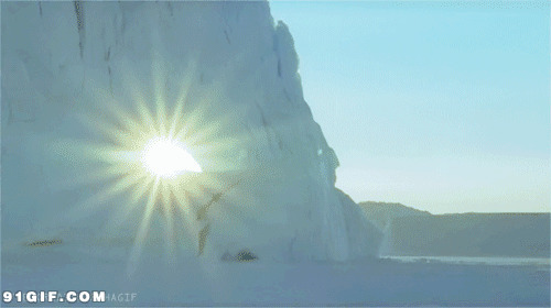 阳光照射冰山动态图
