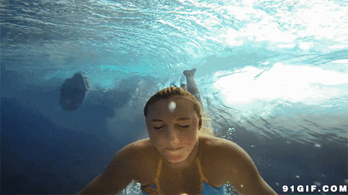 女子大海潜水动态图:潜水,海底,大海