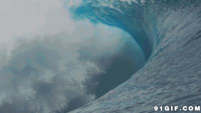 狂风卷起层层巨浪图片:巨浪,浪涛