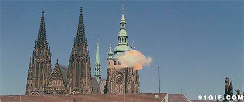 教堂发生爆炸动态图片:爆炸