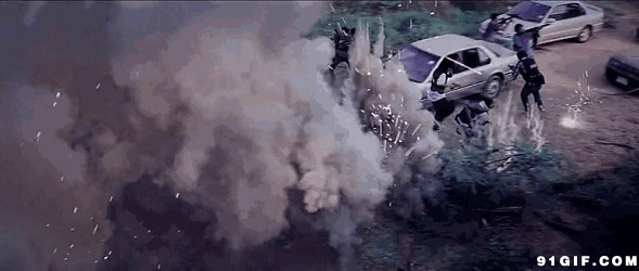 直升机开火扫射动态图片:轰炸