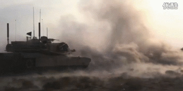 沙漠坦克激战gif图:坦克