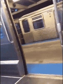 跳火车摔倒搞笑图片