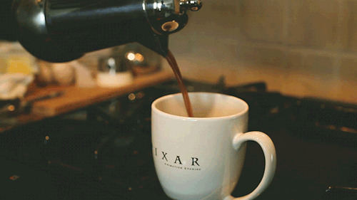 倒热咖啡动态图片:咖啡