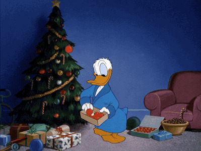 唐老鸭的圣诞树动画图片:唐老鸭