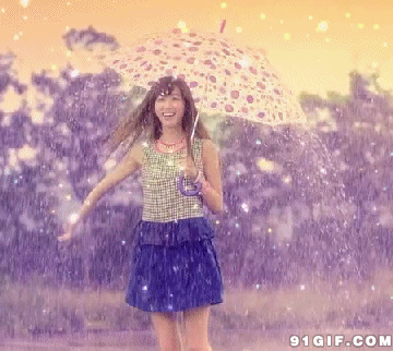 女孩雨中撑伞唯美动态图:撑伞
