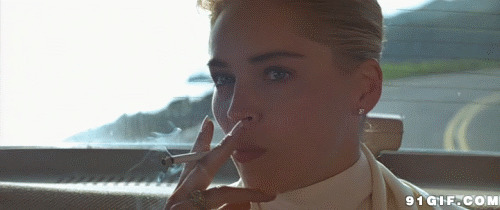 女人抽烟优雅姿势闪图:抽烟
