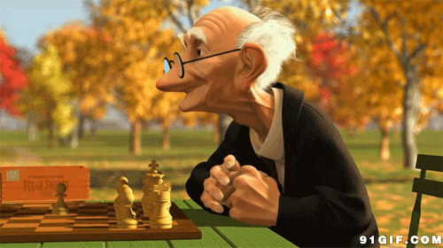 白发老翁下棋动漫图片:下棋