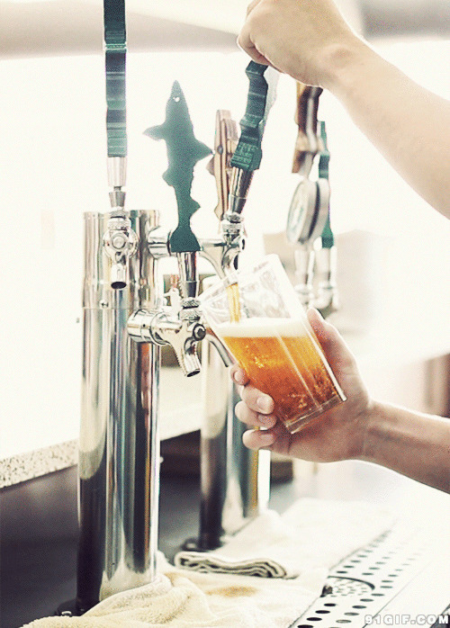自动啤酒机gif图片:啤酒