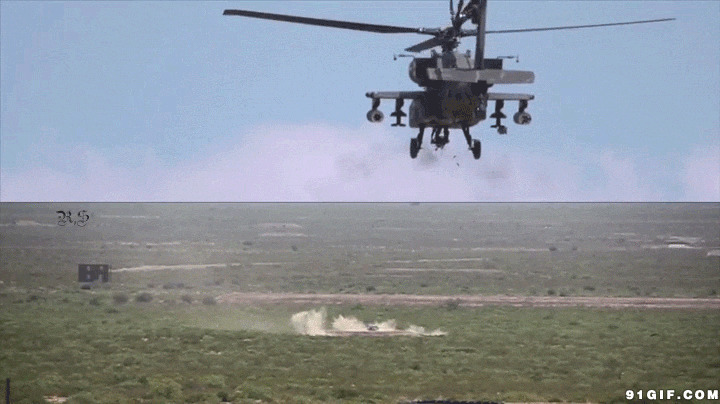阿帕奇直升机开火闪图:直升机