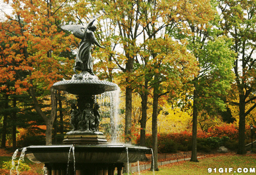 公园雕塑喷泉动态图