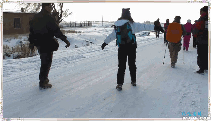 冬季结伴去滑雪闪图:滑雪