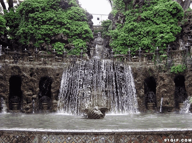 旅游胜地古老喷泉闪图:喷泉