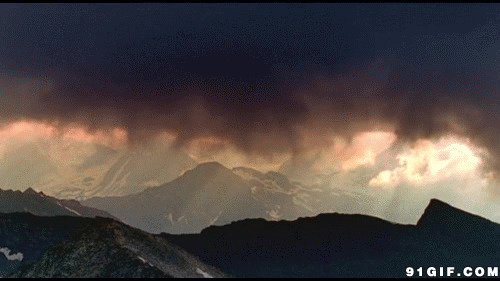 火山焚烧gif图片:火山