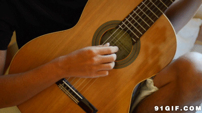 弹奏吉他曲gif图:弹吉他