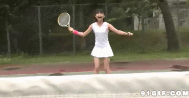 妹子快乐网球动态图:网球