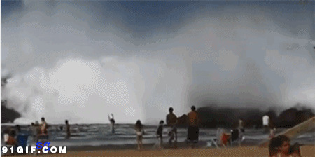 大海浪风暴gif图:海浪