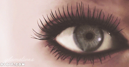 女人诡异的眼睛闪图:眼睛