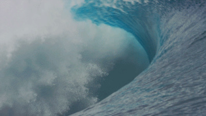 巨浪席卷gif图片:巨浪