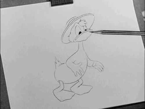 画纸上的唐老鸭gif图:唐老鸭