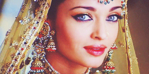 美丽的印度女人GIF图片