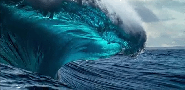 海水中蓝色的大海浪gif图片:海浪