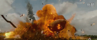 飞机坠落爆炸动态图:爆炸