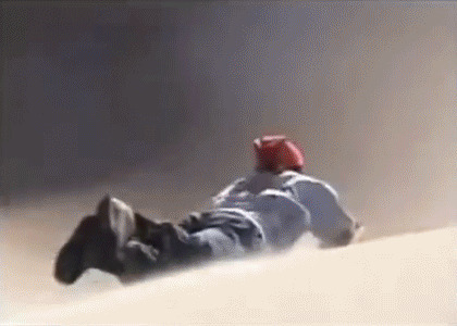 沙漠中滑行动态图:滑行