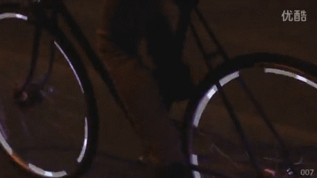 夜光单车轮动态图:车轮