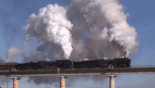 火车头冒烟动态图片