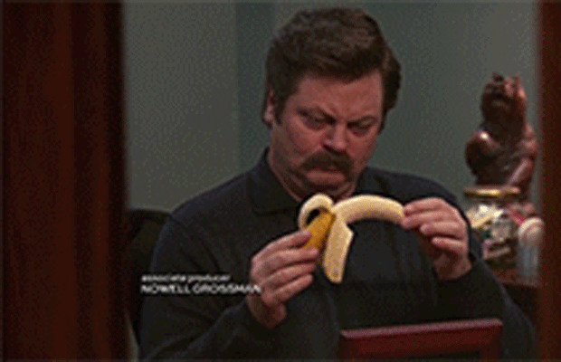 香蕉难以下咽gif图:香蕉