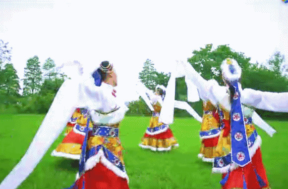 蒙古少女舞蹈动态图片:舞蹈