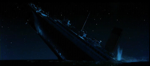 泰坦尼克号沉没gif图片:泰坦尼克号