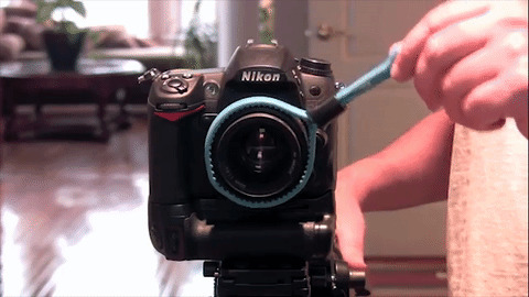 调整相机镜头动态图片:照相机