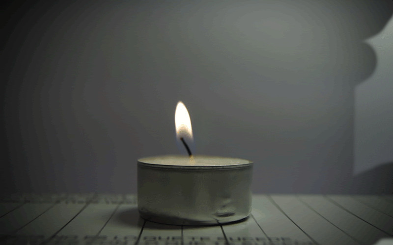 燃烧的蜡烛动态图:蜡烛