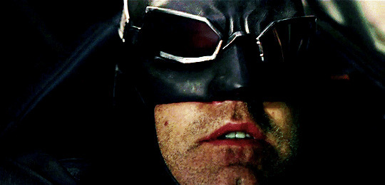 戴面具的蝙蝠侠闪图:蝙蝠侠