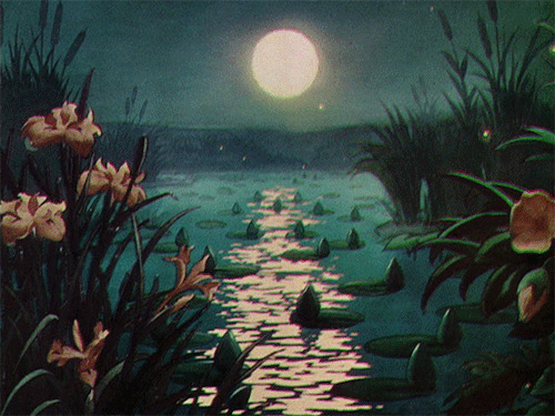 明月照小溪唯美动画图片:月亮