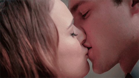 浪漫的之吻GIF图片:亲吻