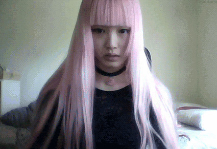 我的粉色秀发好看吗gif图片:秀发