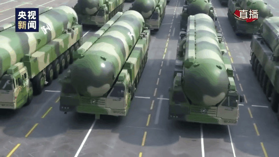 东风－41核导弹方队gif图片:阅兵,导弹